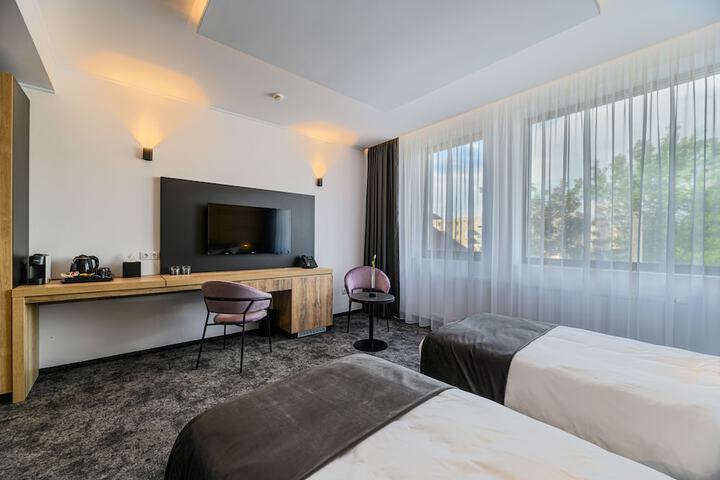 Room 48 of 131