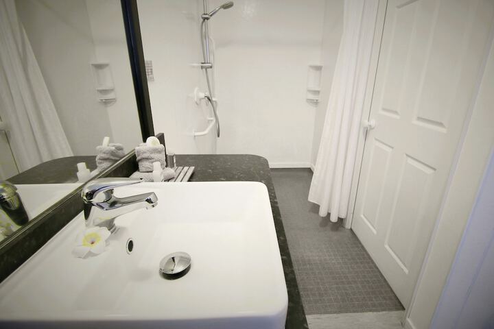Room 46 of 73