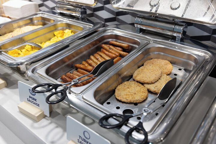 Breakfast/Coffee Service 88 of 123