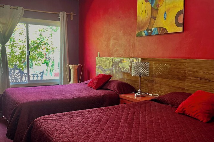 Room 25 of 36
