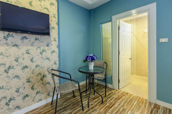 Room 41 of 60