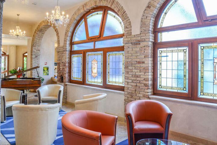 Lobby sitting area