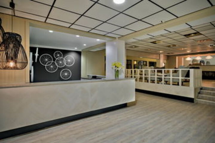 Hotel Interior 25 of 27