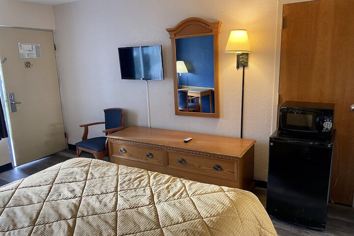 Room 15 of 69