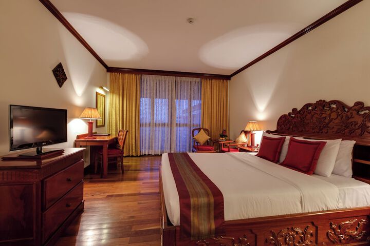 Room 14 of 48