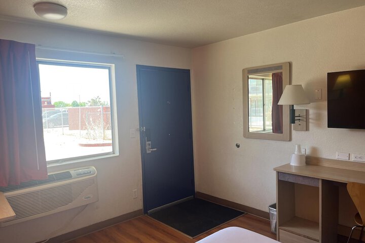 Room 22 of 42