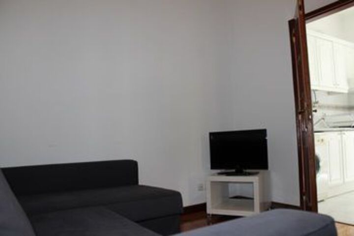 Room 103 of 118