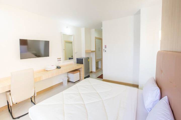 Room 13 of 29