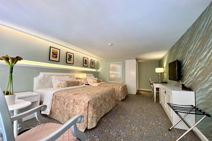 Room 21 of 47