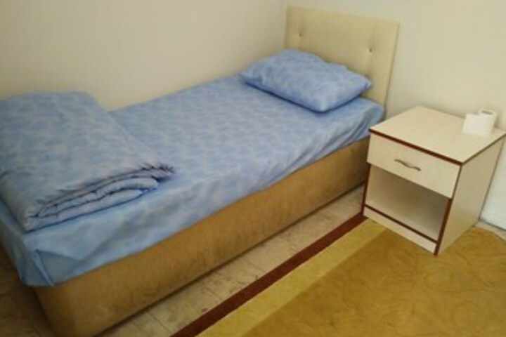 Room 19 of 21
