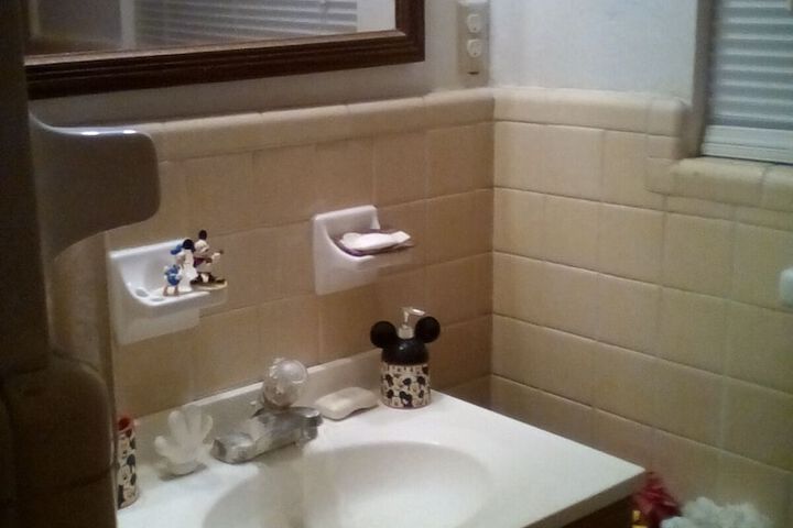 Room 35 of 43