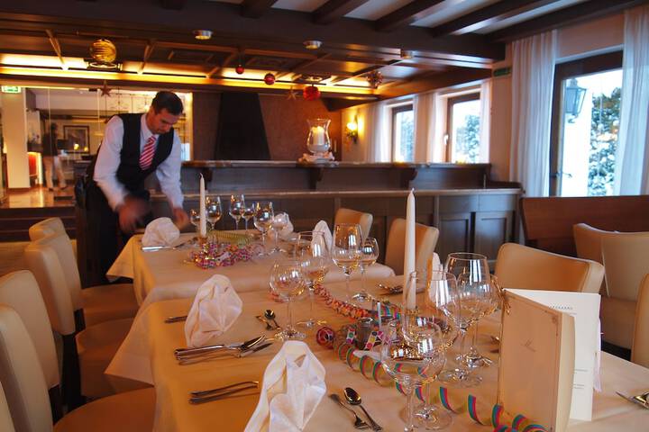 Dining 47 of 67