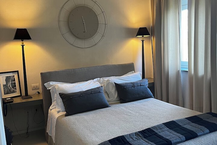 Room 19 of 54
