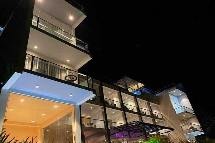 Hotel 22 of 25