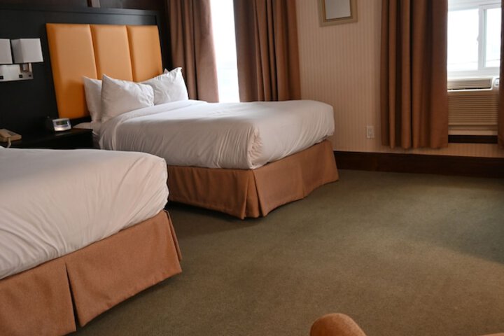 Room 20 of 124
