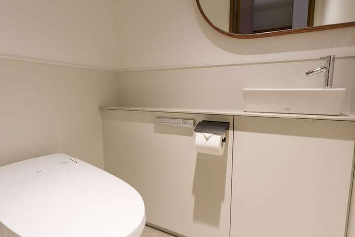 Room 53 of 111