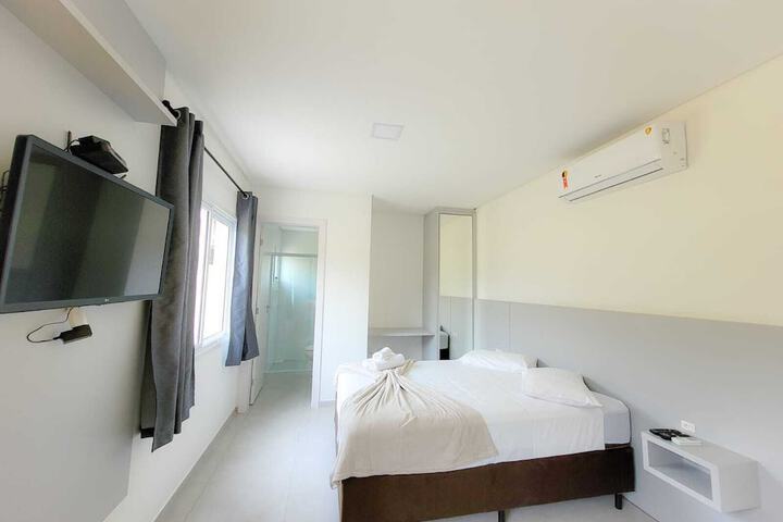 Room 2 of 51