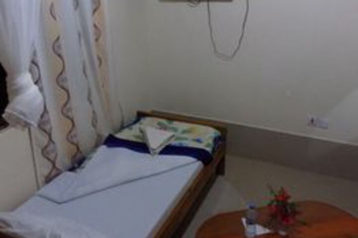 Room 52 of 67