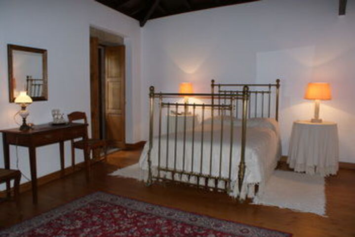 Room 21 of 38