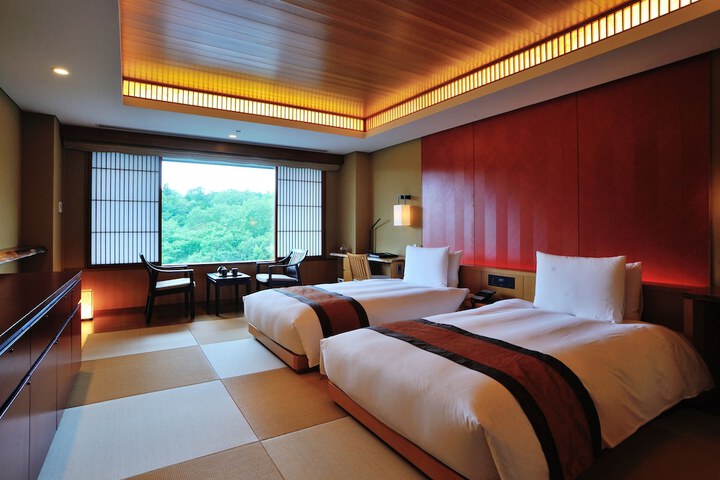 Room 15 of 92