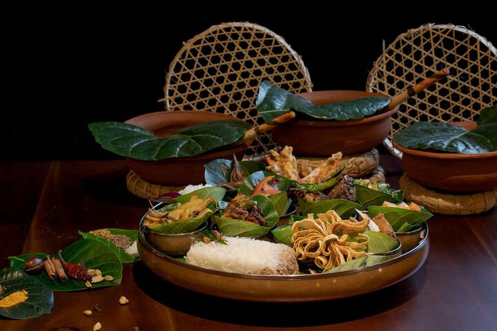 Dining 40 of 59