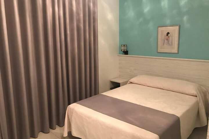 Room 9 of 23