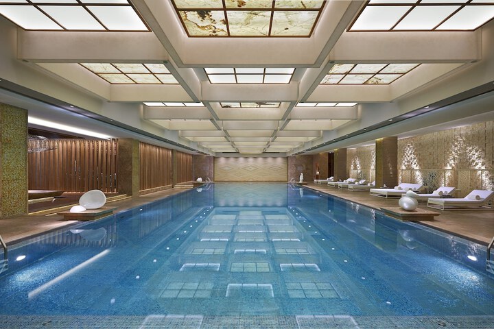 Pool 57 of 102