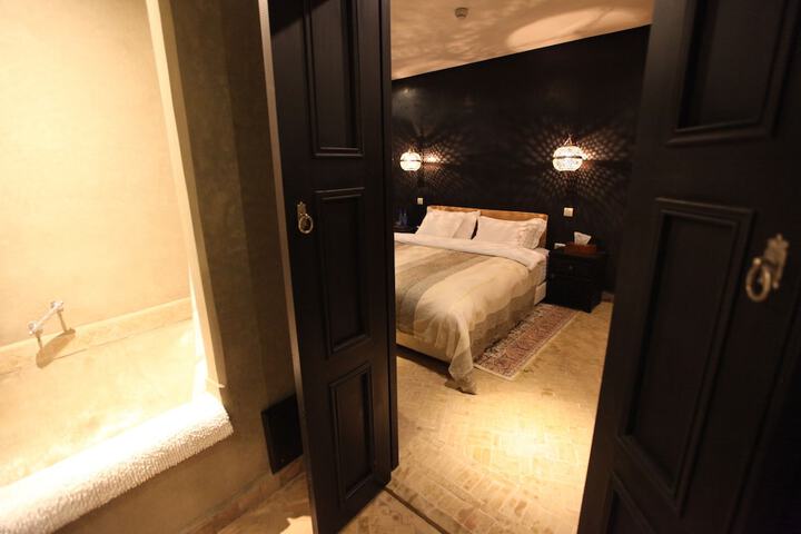 Room 25 of 130