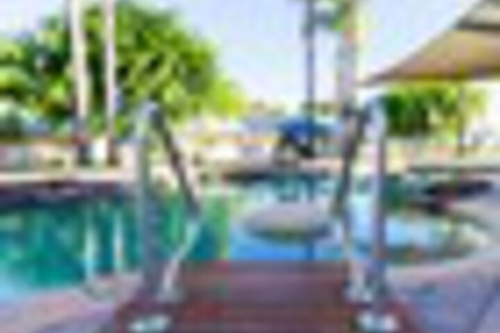Pool 71 of 132