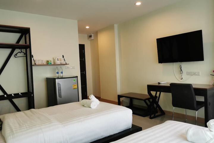 Room 9 of 51