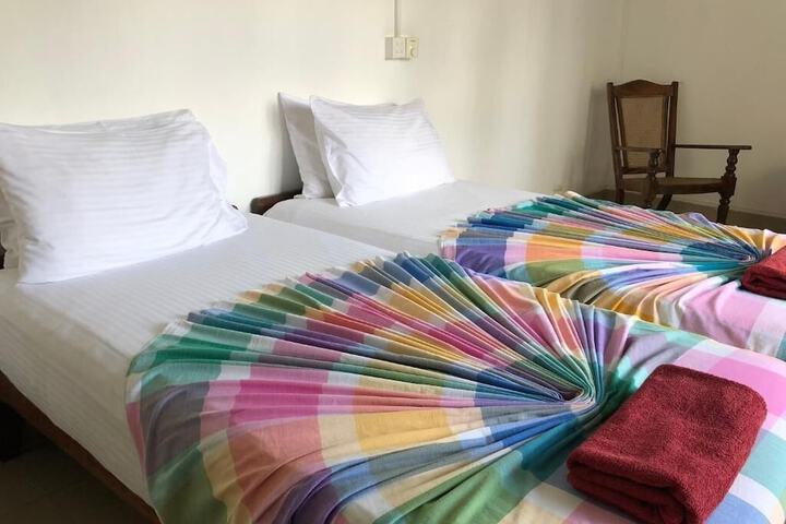 Room 2 of 14