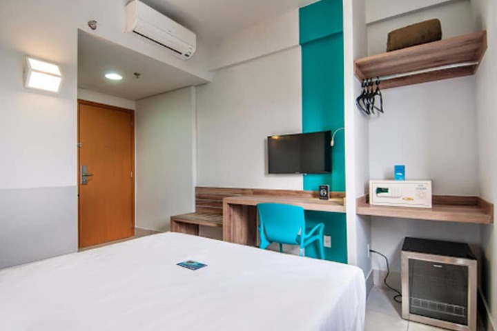Room 6 of 43