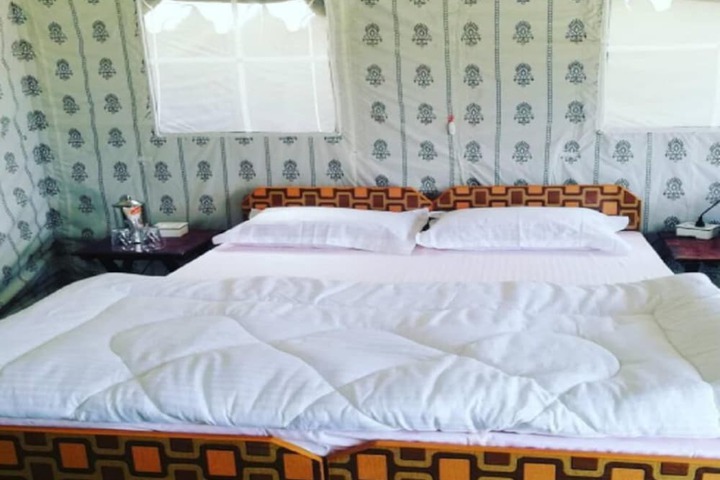 Room 5 of 27