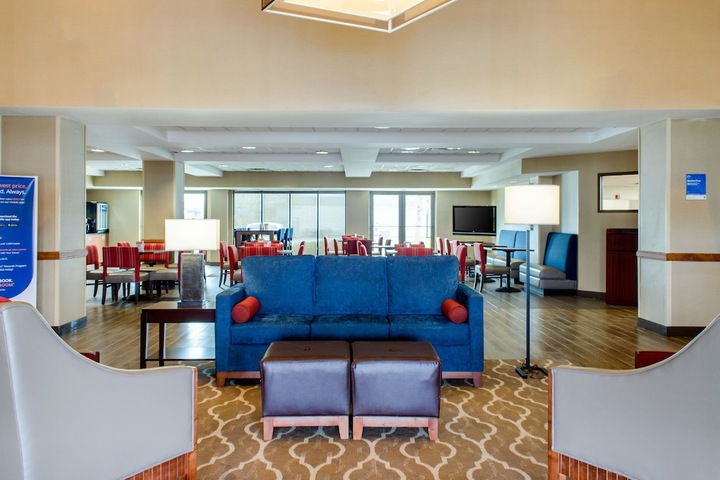 Hotel Interior 5 of 39