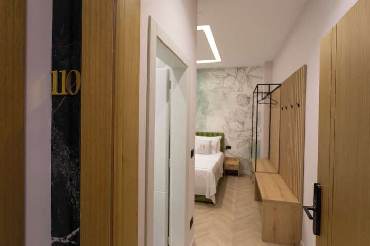 Room 86 of 249