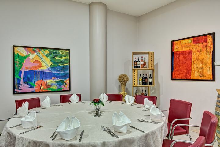 Dining 96 of 121