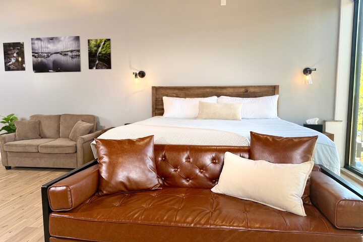 Room 10 of 53