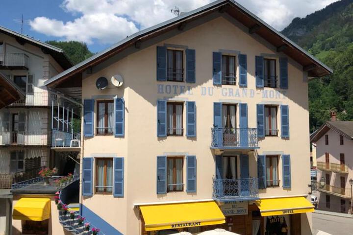 Hôtel du Grand-Mont