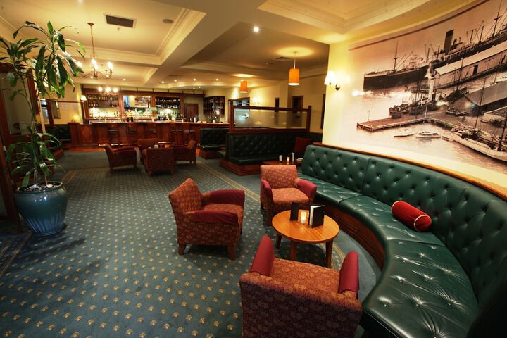 Lounge 56 of 70