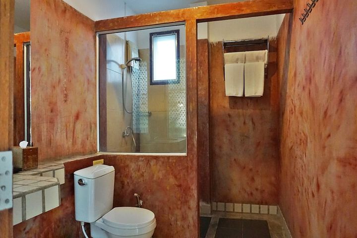 Room 93 of 127