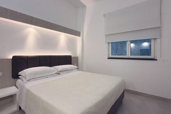 Room 70 of 175