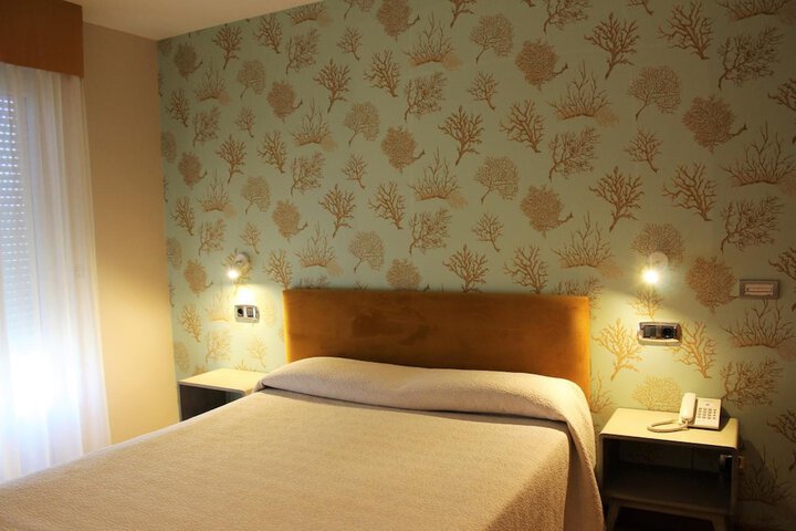 Room 30 of 90
