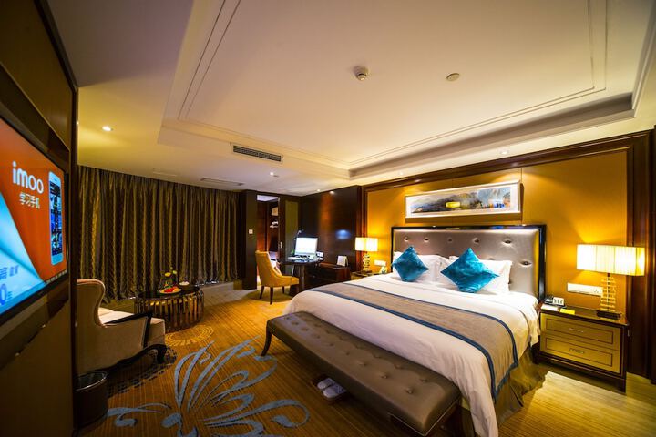 Room 7 of 52