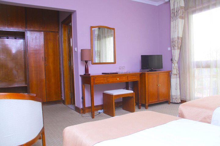 Room 21 of 40