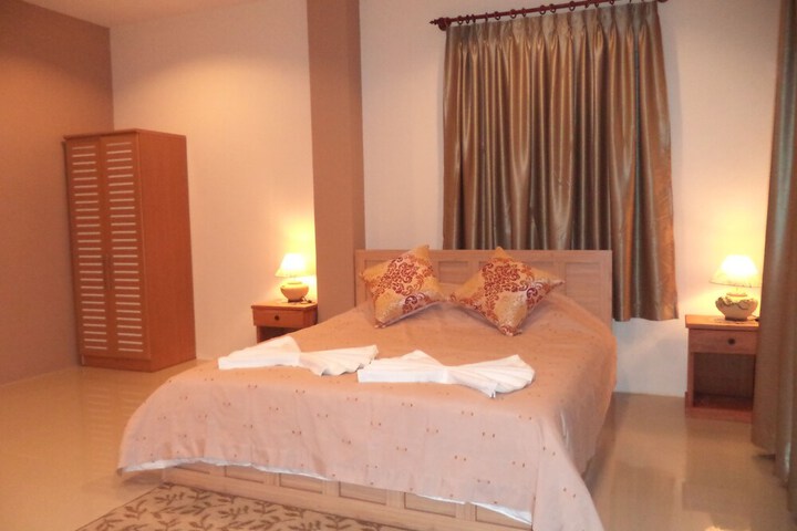 Room 14 of 38