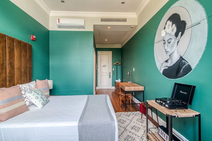 Room 3 of 30