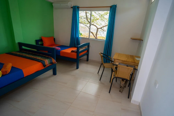 Room 4 of 22