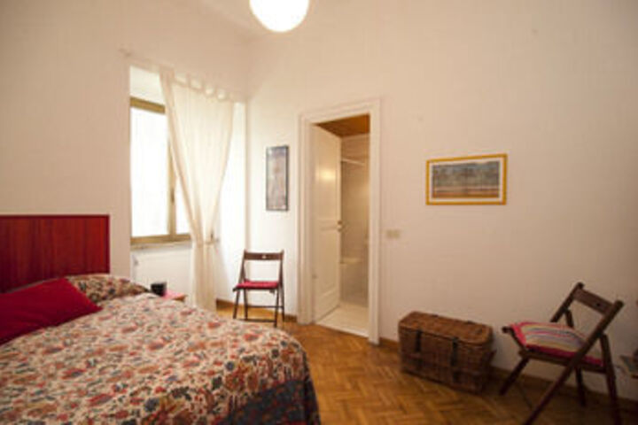 Room 25 of 168