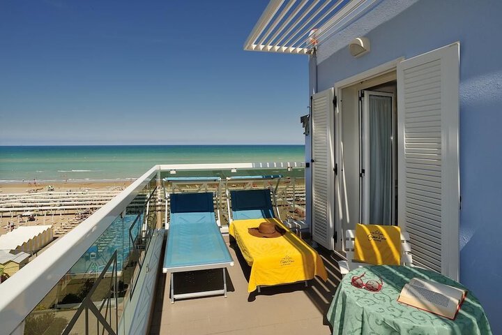 Terrace/Patio 17 of 29