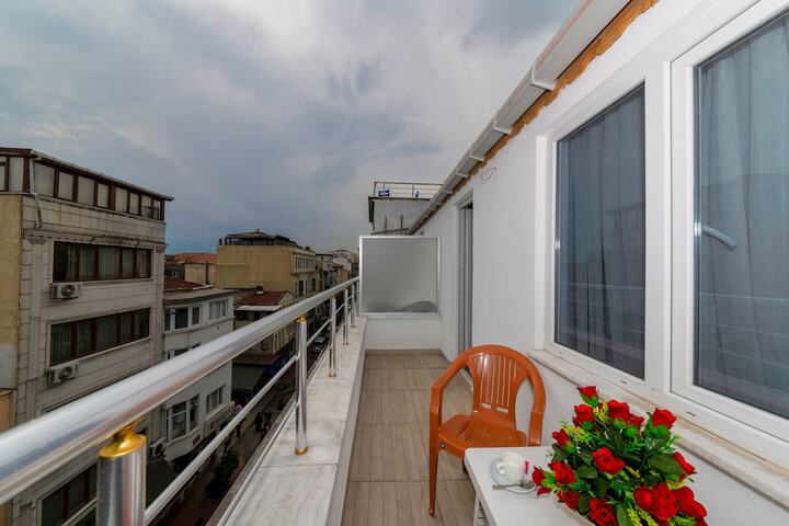 Terrace/Patio 69 of 70